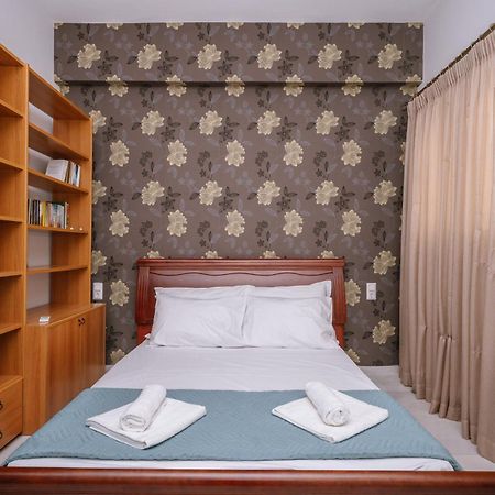 Brand New Family House Est. 2023 Apartment Heraklion  Bagian luar foto
