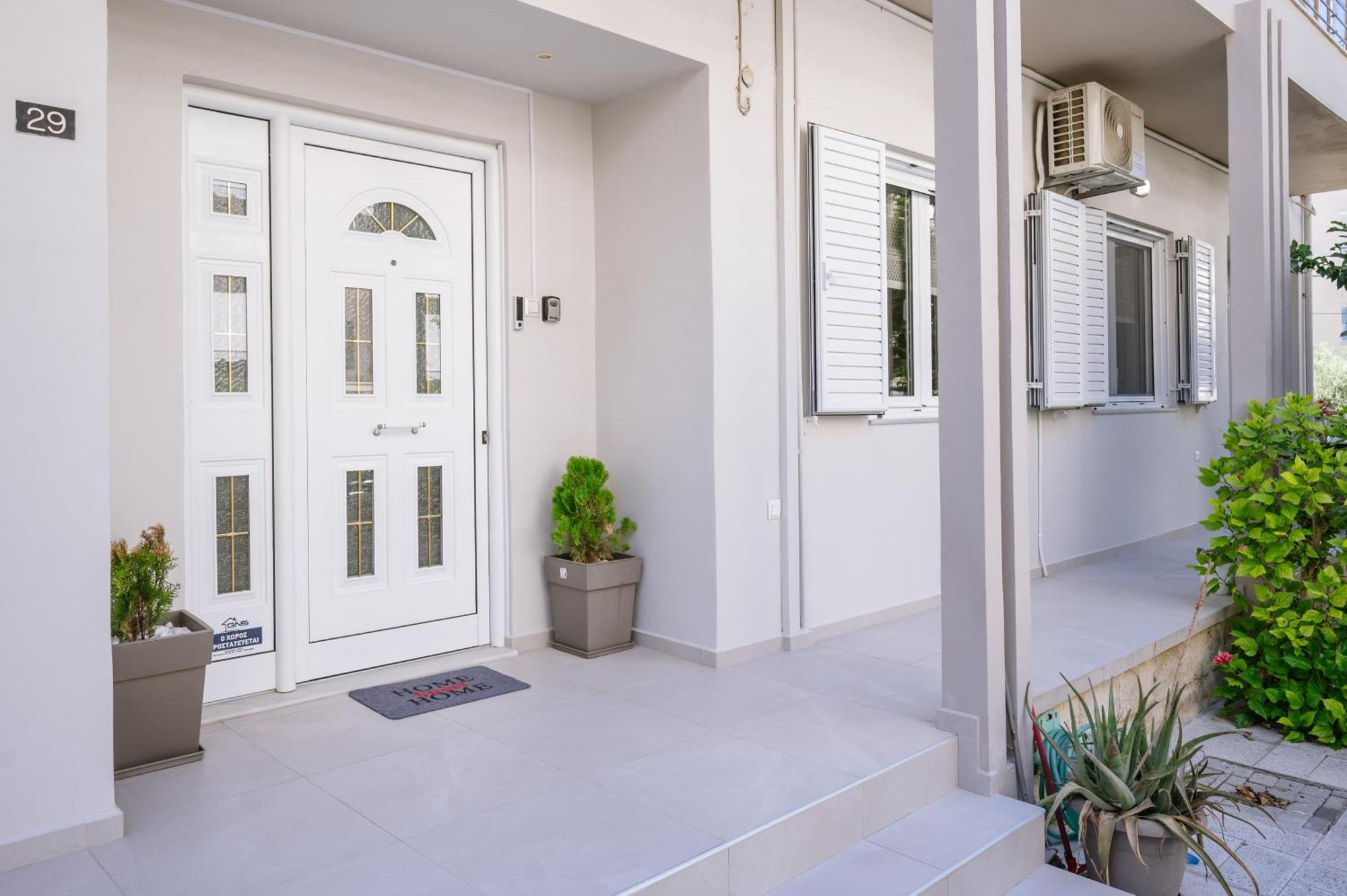 Brand New Family House Est. 2023 Apartment Heraklion  Bagian luar foto