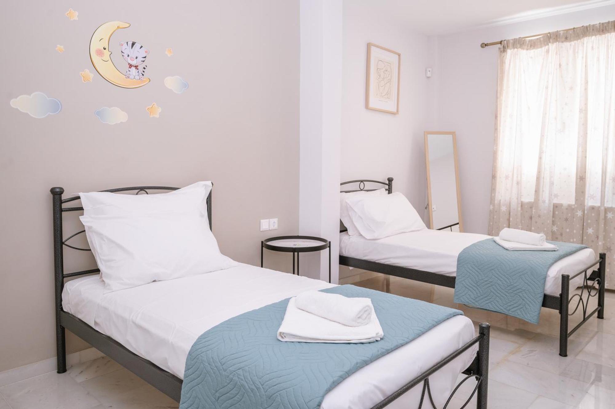 Brand New Family House Est. 2023 Apartment Heraklion  Bagian luar foto