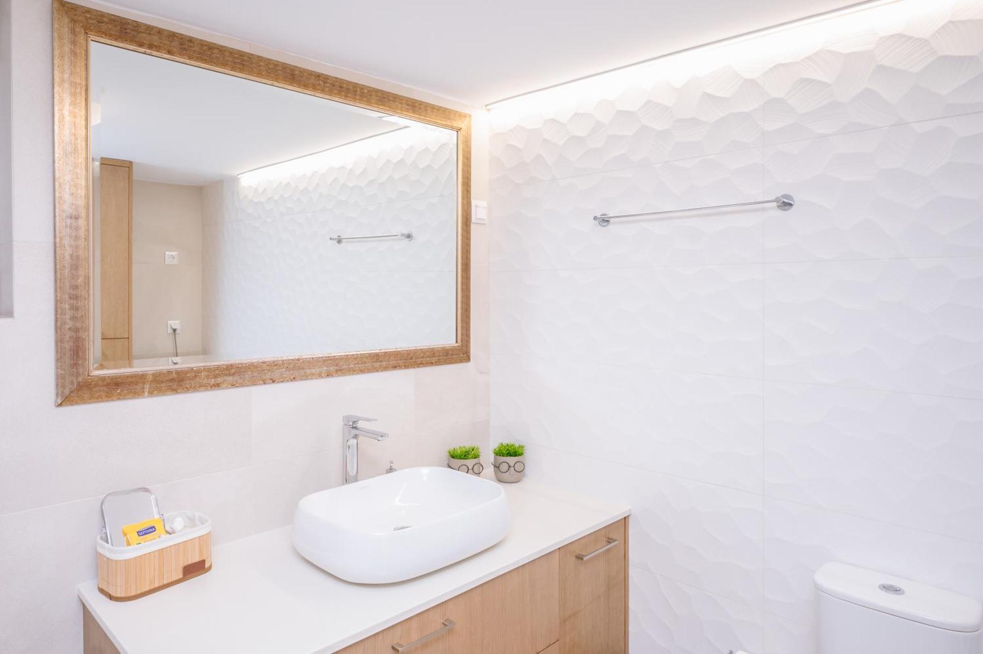 Brand New Family House Est. 2023 Apartment Heraklion  Bagian luar foto